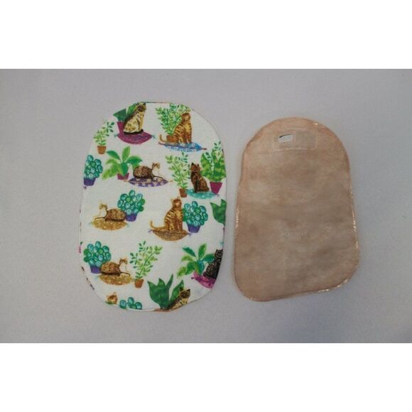 Cats Flannel Ostomy Bag Cover Stoma Colostomy Pouch Ileostomy Colostomy - Picture 1 of 4